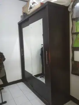 Lemari 2pintu kaca geser kayu jati muda