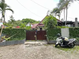 Rumah di Kompleks Green valley Senggigi