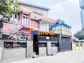 Rumah kost 2,5lt premium khusus putri 14 KT area  sekelimus, buah batu