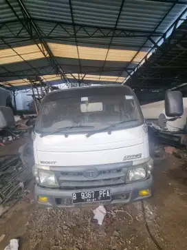 Toyota dyna tangki 130 HT 2016 5 KL