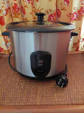 Target Rice Cooker (Bekas)