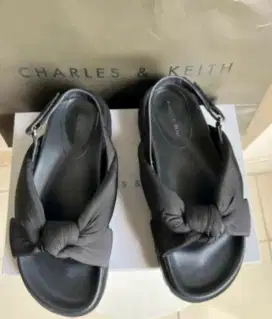 sepatu charles & keith original