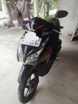 Dijual honda vario125 th 2014