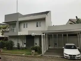 Rumah di Cipete Casa Royale Kebayoran Baru