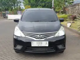 DP 5jt Nissan Grand Livina SV Matic 2017