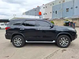 Pajak Panjang - Toyota Fortuner 2.4 4x2 VRZ Solar-AT 2017 (KBN)