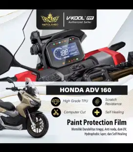 Dijual Full Aksesoris Motor Honda Adv 160, 2024 Warna Hitam.