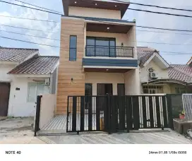 JUAL RUMAH 2 LANTAI 4 KAMAR REGENCY MELATI MAS SERPONG BSD TANGERANG