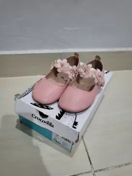 Sepatu flat shoes anak