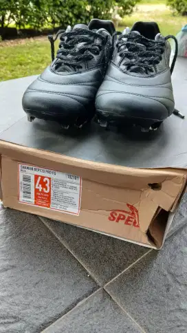 Jual SEPATU BOLA SPECS ORIGINAL SHAMAN BEPE20 PRO FG SPECS ukuran 43