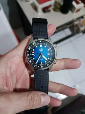 Jam Tangan Pria Phoibos Eagle Ray GMT