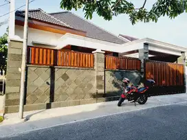 Rumah Mewah 261m² Gress Garasi 4 Solo Kota