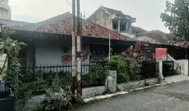 Rumah Hitung Tanah Murah Di Dalam Komplek Ciwastra