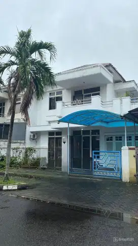 Dijual rumah siap huni taman golf modernland Tangerang