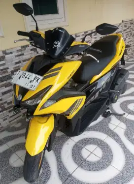 Yamaha Aerox Kuning