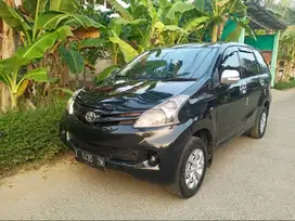 Toyota avanza 2012