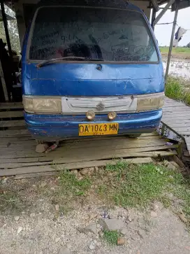 Jual mobil bekas tahun 1995