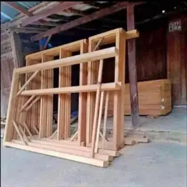 Kusen Kayu, Kusen Pintu Utama, Kusen Jendela, Kusen Kupu Tarung