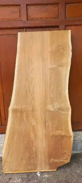 Papan kayu jati utuh langka