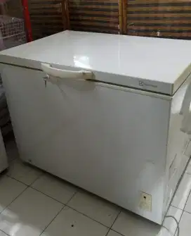 Freezer Box Electrolux 350 Double Door