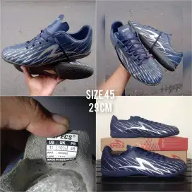 Size 45 sepatu futsal specs flash