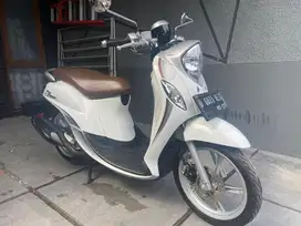 Dijual Fino 125 Putih tahun 2022