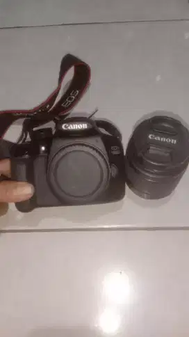 Camera Canon 1300D