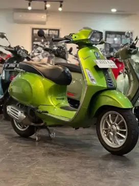 PIAGGIO VESPA MATIC SPRINT IGET ABS TERMURAH BERGARANSI (BISA KREDIT)