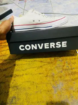 Converse ukuran 42 mulus