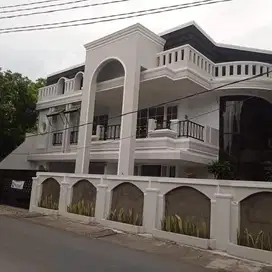 Rumah baru mewah full marmer,furnish pusat kota gatsu tengah jl8mtr