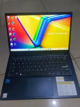 Asus Vivobook X1404ZA