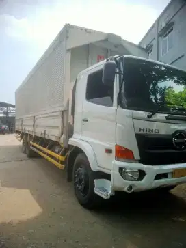 HINO WINGBOX FL235JW 2019 TRONTON 6X2 TGN1 ORIGINAL SIAP KERJA MANTAP