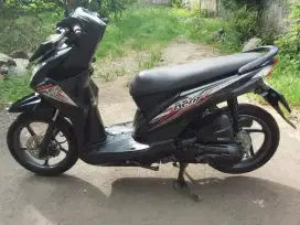 Honda Beat FI 2015 warna Hitam