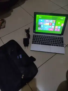 Notebook Hybrid Acer 10