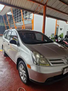 Nissan Grand Livina 2011 Bandung