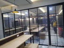 Spesialis Kaca Film Cutting Sticker Kantor Rumah Gedung Mobil Murah