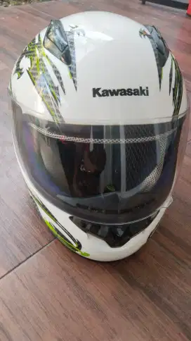 Helm. Kawasaki ninja RR 150.NEW ORIGINAL