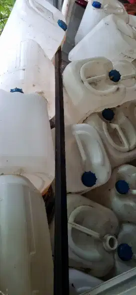 JERIGEN BEKAS MADU 30 LITER