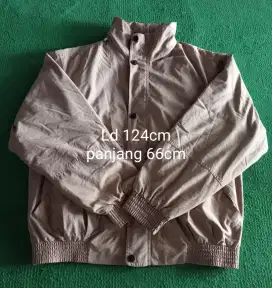 London fog jacket hoodie size M besar