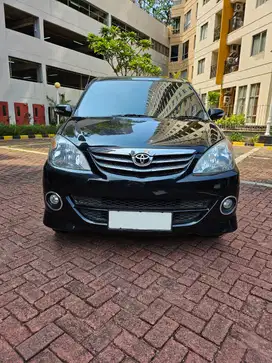 Dijual Toyota Avanza Tipe S Tahun 2011 warna Hitam, tangan pertama dan