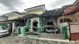 Di Sewakan Rumah Furnished perumahan condongcatur deket amikom