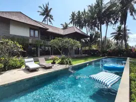 Villa ocean view pantai saba gianyar