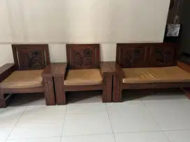 Kursi Tamu Kayu Jok Kulit