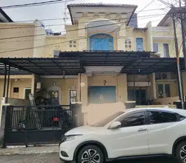 Dijual cepat Rumah luas 2 lantai di Mutiara Taman Palem. Cengkareng