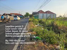 Tanah nol jalan raya balong panggang gresik