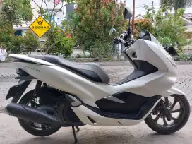 (DP 500 Rb)‼️ PCX 150 CBS Putih 2018 Cash, Kredit & Tukar Tambah