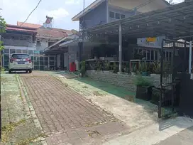 Café Resto Tebet: LT 620 m2, Pinggir Jalan Raya, Jual Cepat