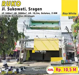 Dijual ruko 4 lantai Jl Sukowati Sragen strategis tengah kota