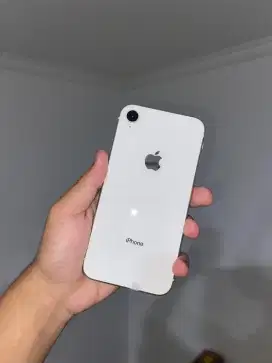 Jual iPhone XR 64 gb