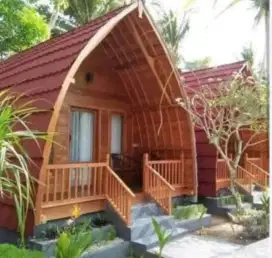 Rumah lumbung kayu jati
